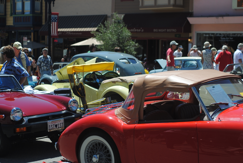 Illustration for article titled "Little Car Show" Pacific Grove, CA (Photodump)